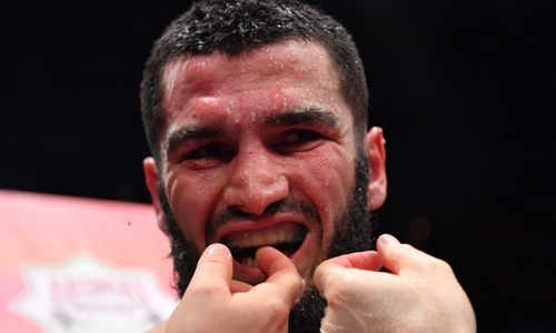 Отказавшегося от флага России чемпиона мира захотели «убрать»