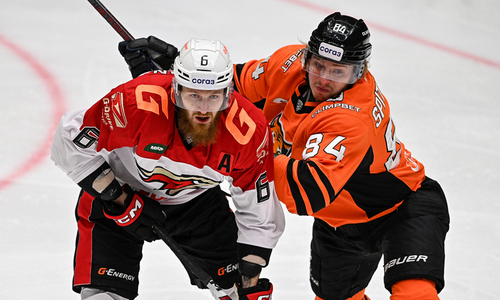 Гостевой победой завершился матч соперников «Барыса» по Восточной конференции КХЛ