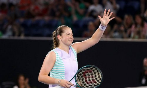 Определилась победительница турнира WTA в Аделаиде после сенсационного вылета Рыбакиной