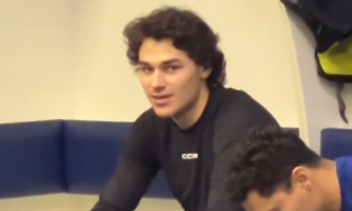 Казахстанский защитник лишился возможности дебютировать в КХЛ за российский клуб