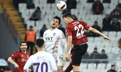 «Очень хорош своим воинственным духом». Турецкий тренер похвалил Бактиера Зайнутдинова