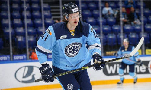 В клубе КХЛ раскрыли судьбу хоккеиста, из-за которого «Барысу» «подарили» очки