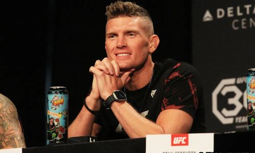 Топовый боец UFC назвал главную цель на 2024 год после поражения Рахмонову