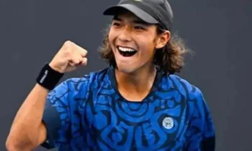 16-летний казахстанец сотворил новую сенсацию с «баранкой» и вышел в четвертьфинал Australian Open