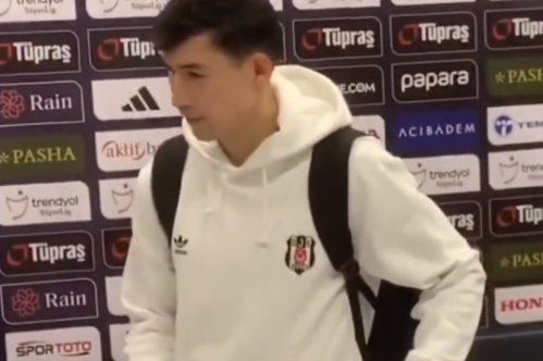 Фанаты «Бешикташа» отказались от автографа Зайнутдинова. Видео