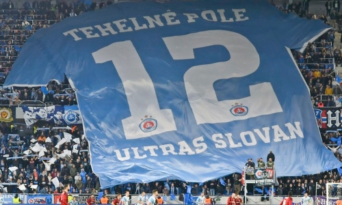 Фанаты объявили бойкот клубу бывшего наставника «Кайрата»