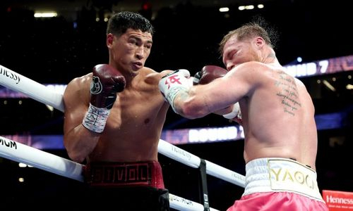 Бетербиев принизил победу Бивола над «Канело»