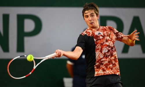 Перешедший под флаг Казахстана теннисист рассказал о покорении мировых рейтингов