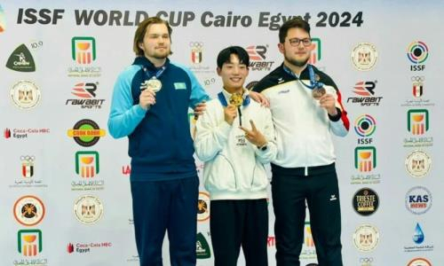 Казахстанский стрелок завоевал серебряную медаль на Кубке мира в Каире