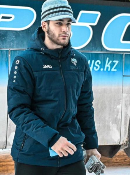 «Истинный мусульманин». 19-летний хоккеист «Барыса» вызвал восхищение