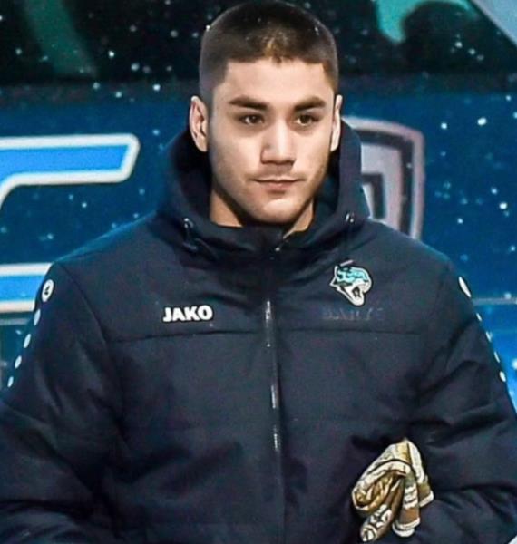 «Истинный мусульманин». 19-летний хоккеист «Барыса» вызвал восхищение