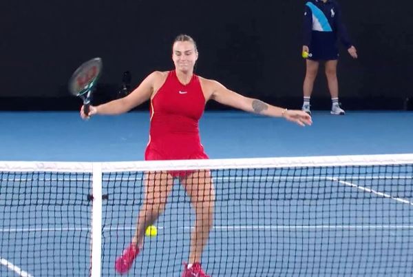 Арина Соболенко не сдержала эмоций в полуфинале Australian Open-2024