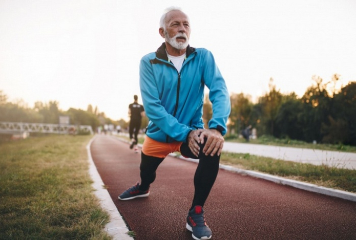 Биохакер назвал пять простых правил, которые помогут обмануть возраст