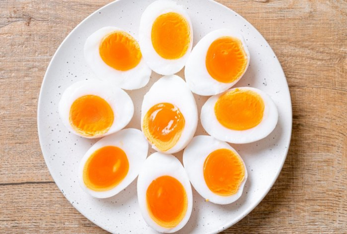 Сколько яиц можно съедать в день