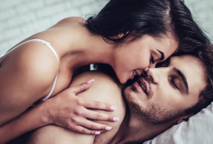 Врач объяснила, почему секс может быть опасен для здоровья