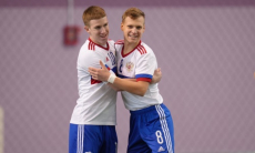 Покер привел к разгрому со счетом 6:1 в группе Казахстана на «Кубке Развития». Видео