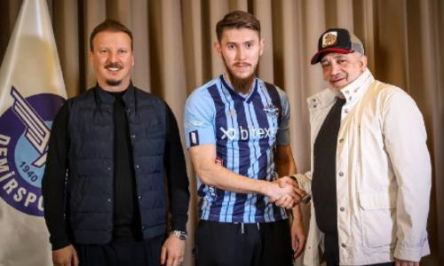 флаг казахстана вышивка. с праздником 7 мая на фоне флагаказазстан. россия казахстан фон. казахстан 07. казахстан 7 судно.