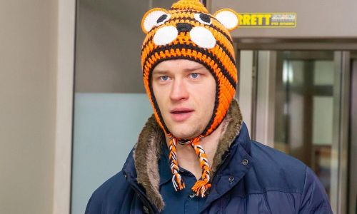 «Волнительно, все-таки на „Барыс-Арене“ и капитан». Дмитрий Шевченко о матче в Астане и своей карьере