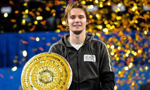 «Возвращение короля». Триумф лучшего теннисиста Казахстана оценили в ATP