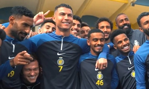 Криштиану Роналду в свой день рождения получил уникальный подарок от «Аль-Насра». Видео