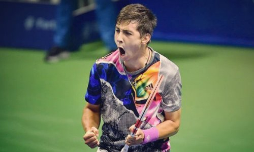 Перешедший под флаг Казахстана теннисист успешно стартовал на турнире в Марселе