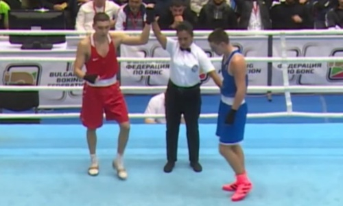 Казахстанского боксера освистали на малом чемпионате мира. Видео