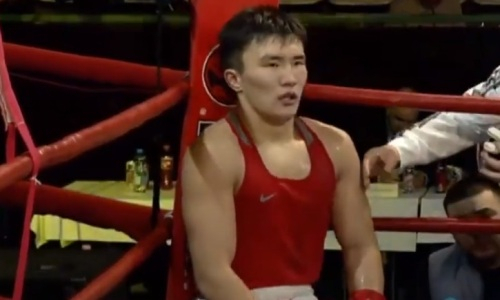 Казахстан понес первую потерю на малом чемпионате мира по боксу