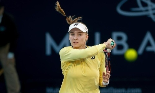 Елена Рыбакина уверенно вышла в полуфинал турнира в Абу-Даби