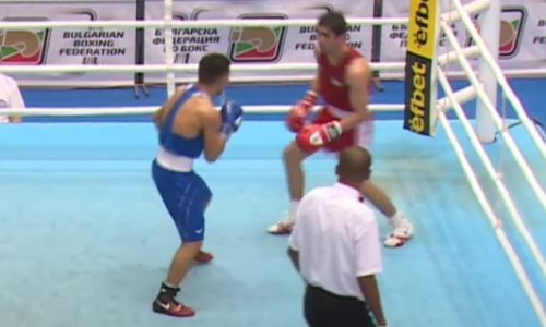 Полным фиаско завершился бой казахстанcкого боксера против чемпиона мира из Узбекистана