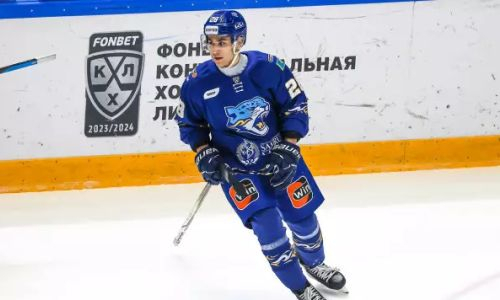 «Надо уже выигрывать». Молодой хоккеист «Барыса» о домашнем поражении «Спартаку» и выездной серии КХЛ