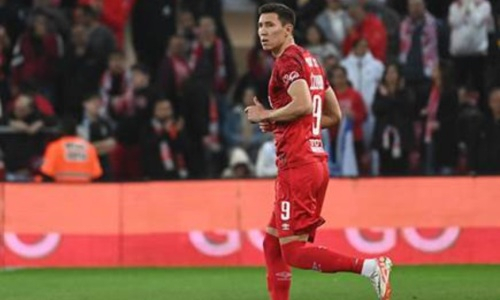 «Совершенно не похожий на остальных». Трансфер нападающего сборной Казахстана считают «подарком» в Израиле