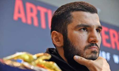 Артур Бетербиев назвал лучшего боксера в истории