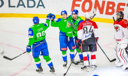 Разгром с девятью шайбами случился в матче топ-клубов конференции «Барыса» в КХЛ