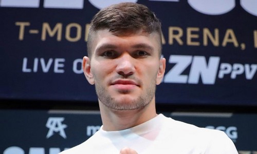 Казахстанский нокаутер из команды Головкина провел спарринг с экс-чемпионом мира