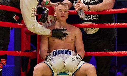 Непобежденный казахстанский боксер показал шикарную физическую форму
