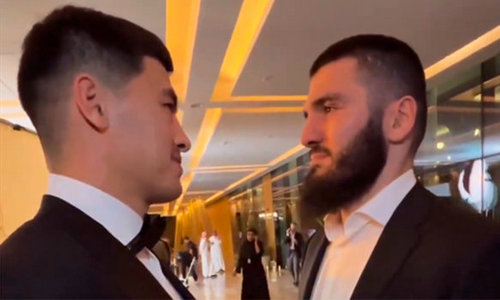 «Это плохо кончится». Рой Джонс дал прогноз на бой Бетербиев — Бивол за «абсолют»