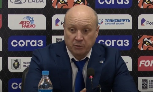 «Прибивает команду». Олег Болякин объяснил разгромное поражение «Барыса» в КХЛ