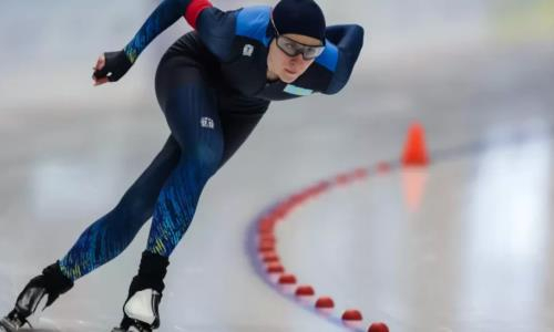 Конькобежка из Казахстана установила рекорд на турнире в Канаде