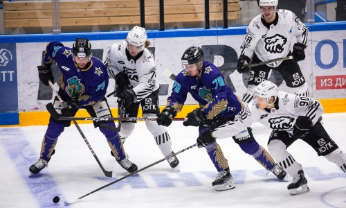 Крупным разгромом с хет-триком закончился матч конкурента «Барыса» на Востоке КХЛ