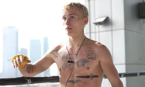 Дане Милохину бросили обвинение после дебюта в боксе