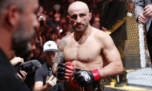 Волкановски раскрыл свое будущее после поражения нокаутом от Топурии в UFC