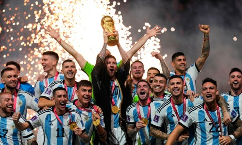 Президент Аргентины по прозвищу «Псих» назвал лучшего игрока в истории футбола