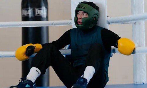 Сборная Казахстана по боксу готовится к лицензионному турниру Олимпиады-2024