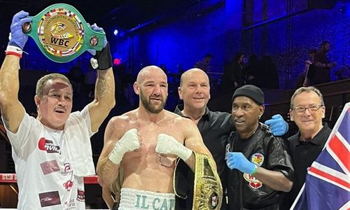 Экс-соперник Ковалёва победил сенсационным нокаутом и отобрал титул. Видео