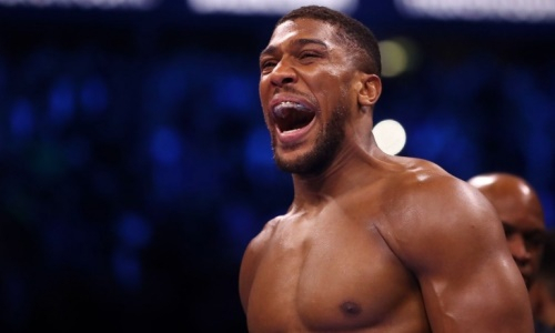 Амир Хан оценил шансы Джошуа в потенциальном бою с Фьюри