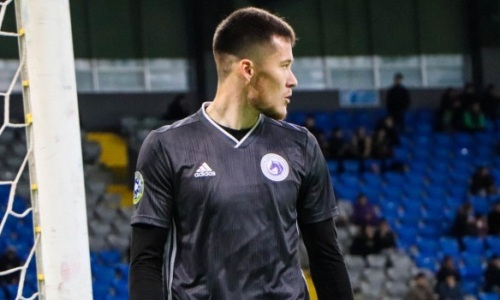 Казахстанский вратарь решил возобновить карьеру игрока