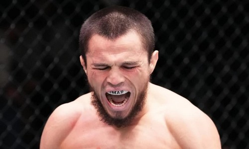 «Они не играют в твои игры». Нурмагомедов объяснил согласие на бой с дебютантом UFC из Казахстана