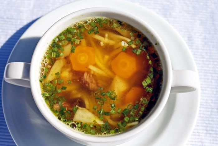 Названы самые полезные супы. Источник омега-3 и витаминов