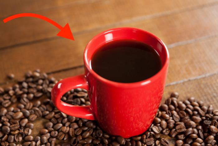Опасно для здоровья. Не вздумайте пить кофе из кружки этого цвета