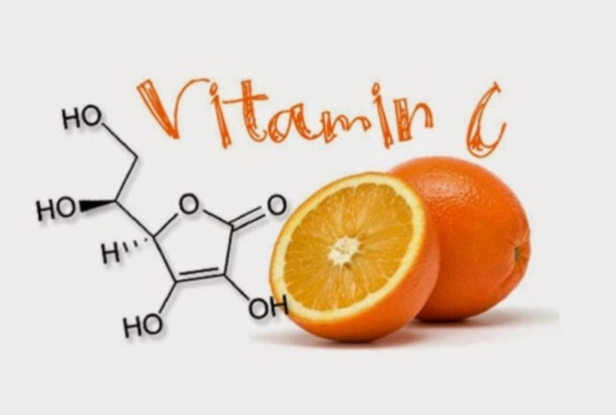 От усталости до потери зубов. К чему может привести дефицит витамина С